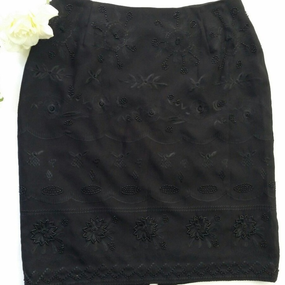 Hygard Collections black jeweled dressy skirt sz 8